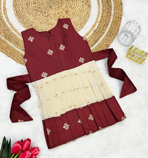 Feliz_The_Designer_Studio_South_Indian_Traditional_Pattu_Pavadai_Tapeta_Silk_Frock_Dress_For_Baby_Girls