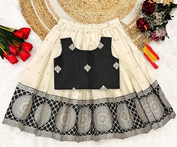Feliz_The_Designer_Studio_Baby_Girls_South_Indian_Traditional_Pattu_Pavadai_Tapeta_Silk_Lehenga_Choli_Dress