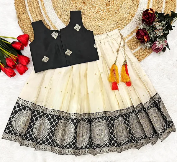 Feliz_The_Designer_Studio_Baby_Girls_South_Indian_Traditional_Pattu_Pavadai_Tapeta_Silk_Lehenga_Choli_Dress