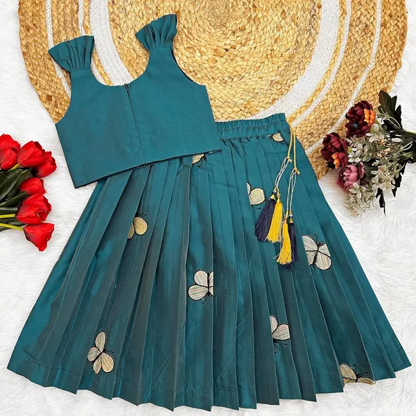 Feliz_The_Designer_Studio_Baby_Girls_South_Indian_Readymade_Traditional_Jeaqurd_Pattu_Pavadai_Tapeta_Silk_Lehenga_Choli_Dress