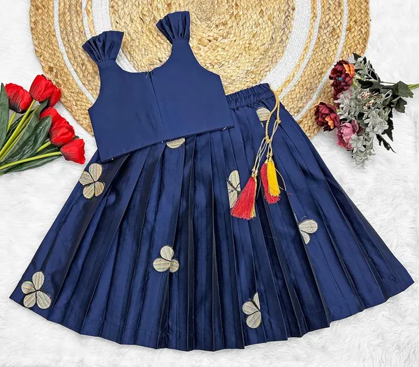 Feliz_The_Designer_Studio_Baby_Girls_South_Indian_Readymade_Traditional_Jeaqurd_Pattu_Pavadai_Tapeta_Silk_Lehenga_Choli_Dress