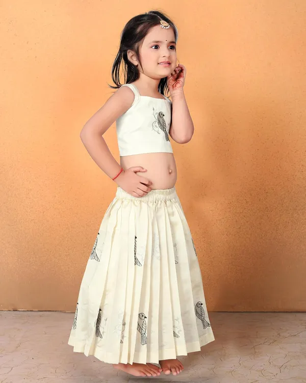 Baby_Girl_S_Flared_Cotton_Silk_Sleeveless_Lehenga_Choli_Set_Pattu_Pavadai_For_Kids_Girl_S