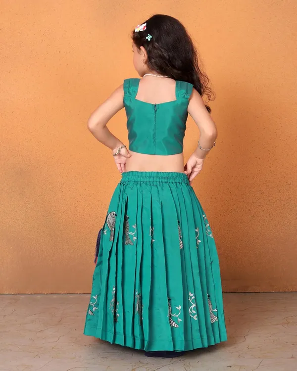 Baby_Girl_S_Flared_Cotton_Silk_Sleeveless_Lehenga_Choli_Set_Pattu_Pavadai_For_Kids_Girl_S