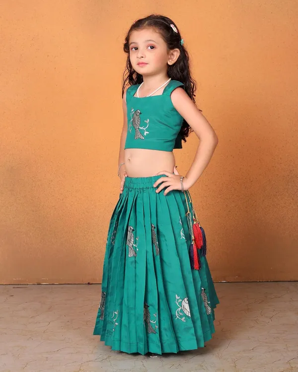 Baby_Girl_S_Flared_Cotton_Silk_Sleeveless_Lehenga_Choli_Set_Pattu_Pavadai_For_Kids_Girl_S