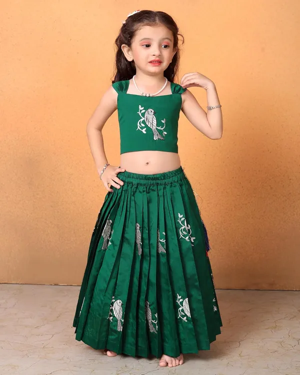 Baby_Girl_S_Flared_Cotton_Silk_Sleeveless_Lehenga_Choli_Set_Pattu_Pavadai_For_Kids_Girl_S