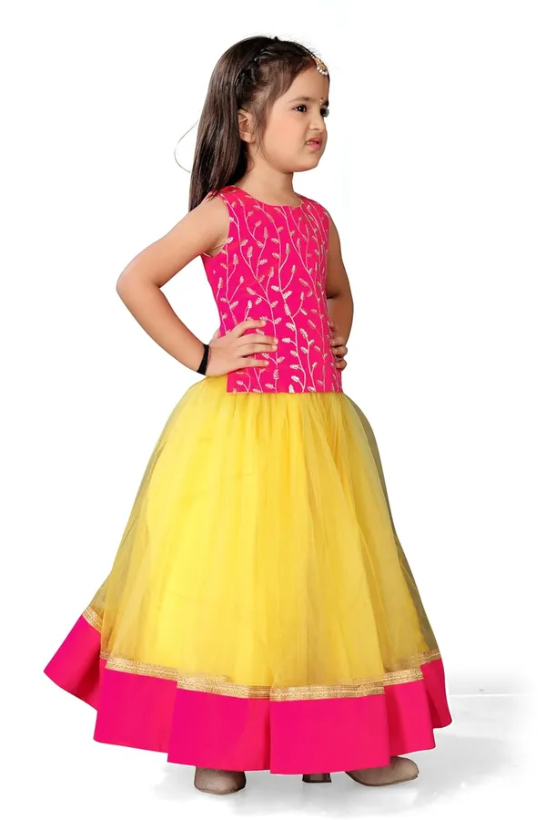 Feliz_The_Designer_Studio_Kids_Girls_Lehnga_Choli_Ruffle_Pattern_Dress_Half_Sleeves_Readymade_Hand_Embroidery_Ethnic_Traditional_Full_Length_South_Indian_Girl_Lehnga_Choli