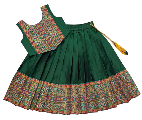 Kids_South_Indian_Traditional_Pattu_Pavadai_Silk_Blend_Readymade_Lehenga_Choli_Dress_For_Girls