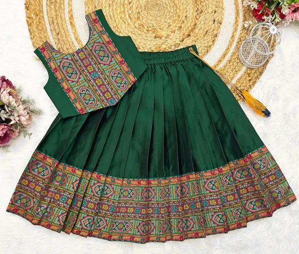 Kids_South_Indian_Traditional_Pattu_Pavadai_Silk_Blend_Readymade_Lehenga_Choli_Dress_For_Girls