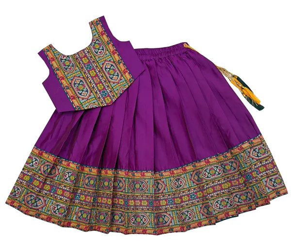 Kids_South_Indian_Traditional_Pattu_Pavadai_Silk_Blend_Readymade_Lehenga_Choli_Dress_For_Girls