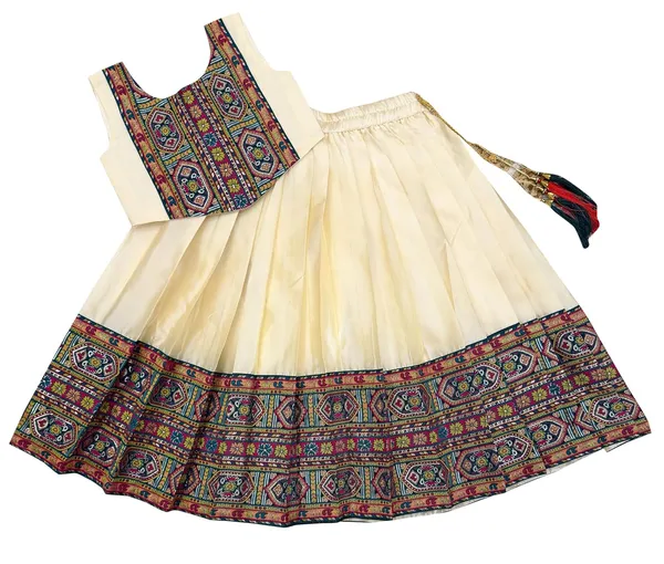 Kids_South_Indian_Traditional_Pattu_Pavadai_Silk_Blend_Readymade_Lehenga_Choli_Dress_For_Girls