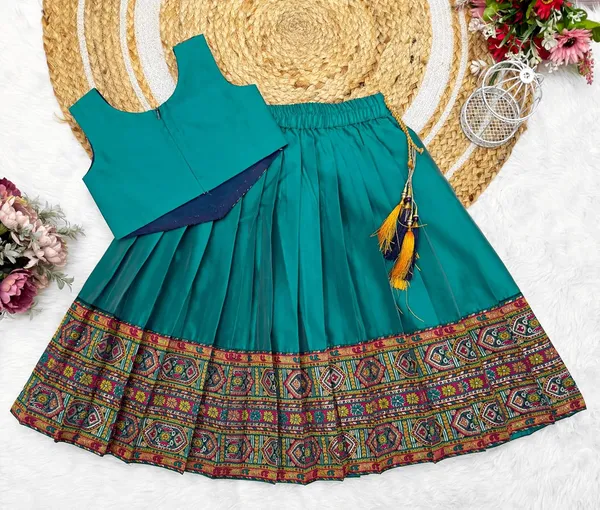 Kids_South_Indian_Traditional_Pattu_Pavadai_Silk_Blend_Readymade_Lehenga_Choli_Dress_For_Girls