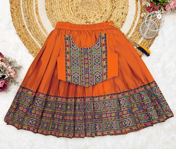Kids_South_Indian_Traditional_Pattu_Pavadai_Silk_Blend_Readymade_Lehenga_Choli_Dress_For_Girls