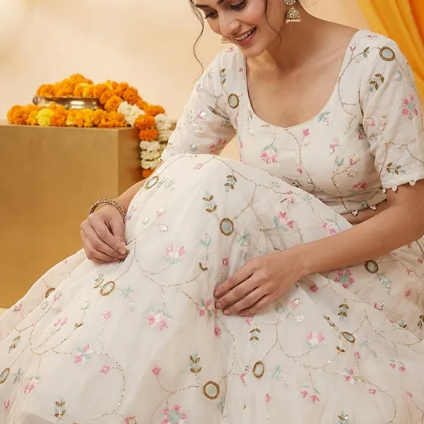 White_Khadi_Cotton_Lehenga_Set_For_Women_(LEHENGA+BLOUSE+DUPATTA)