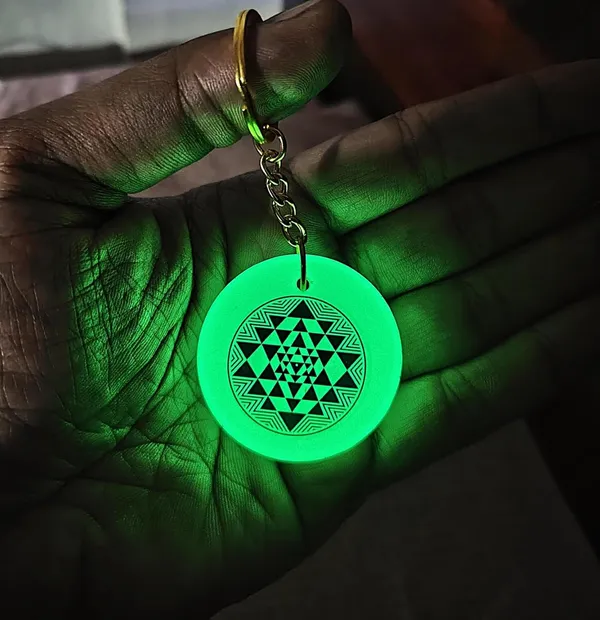 Green_Resin_Aum_Symbol_Keychain