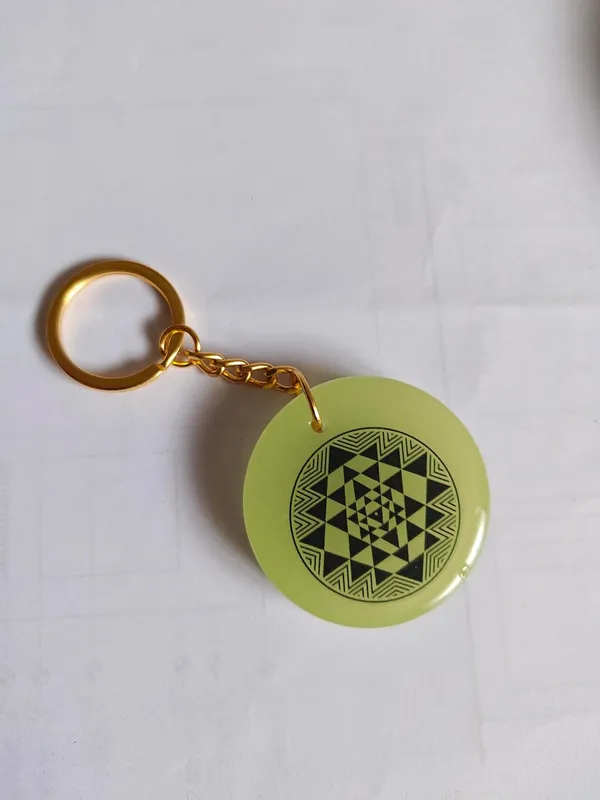 Green_Resin_Aum_Symbol_Keychain