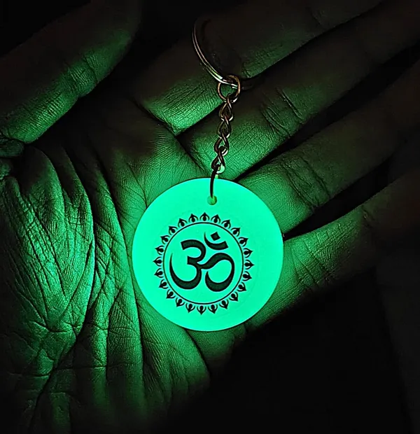 Green_Resin_Aum_Symbol_Keychain