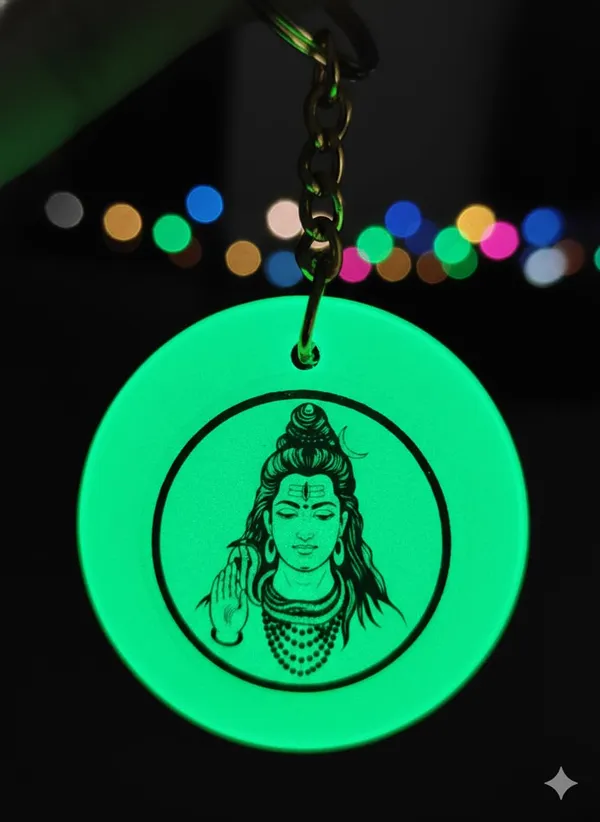 Green_Resin_Keychain_With_Chain