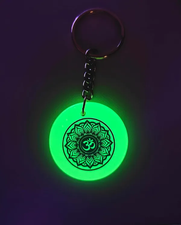Green_Resin_Aum_Symbol_Keychain