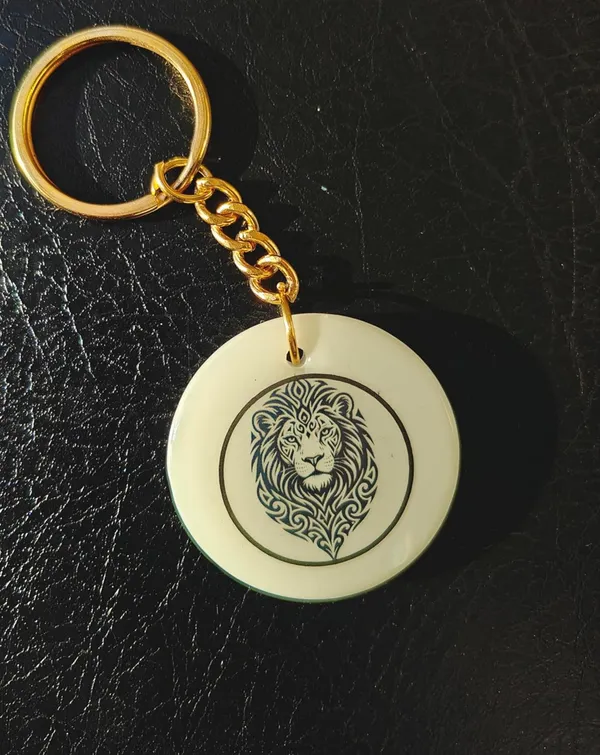 Blue_Resin_Lion_Face_Glow_In_The_Dark_Keychain