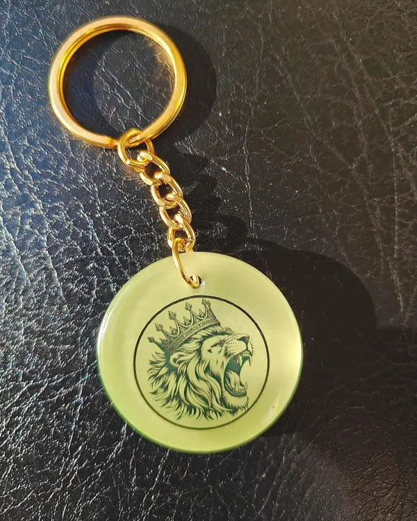 Green_Resin_Lion_King_Glow_In_The_Dark_Keychain