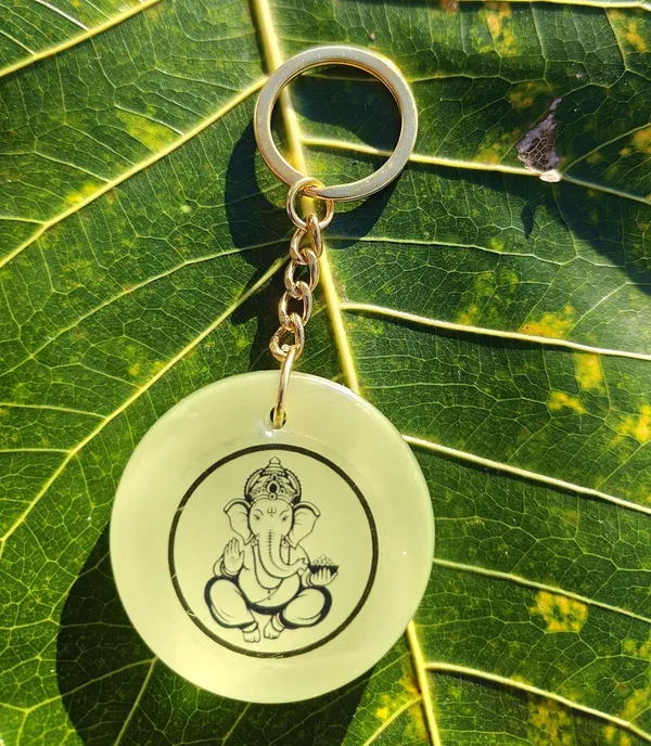 Green_Resin_Ganesh_Ji_Keychain