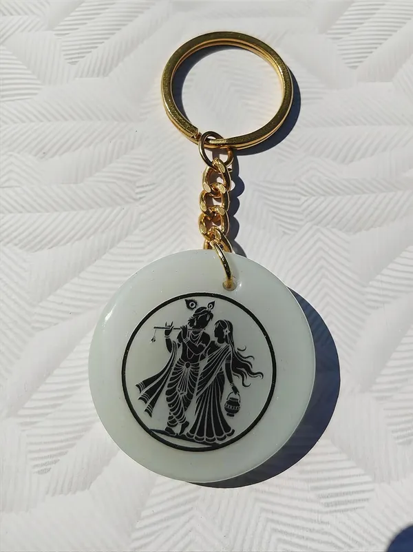 Blue_Resin_Keychain_With_Spiritual_Design
