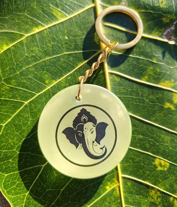 Green_Resin_Ganesh_Ji_Keychain