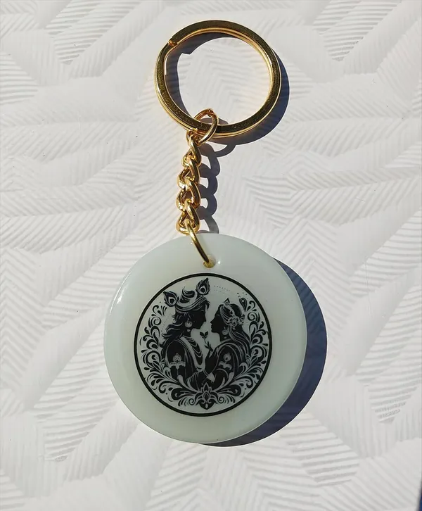 Blue_Resin_Keychain_With_Spiritual_Design