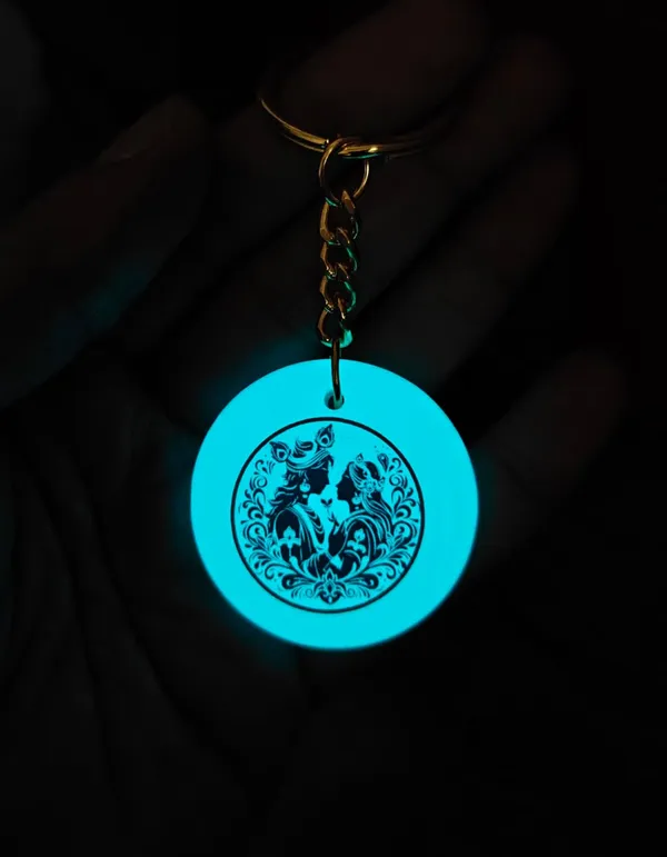 Blue_Resin_Keychain_With_Spiritual_Design