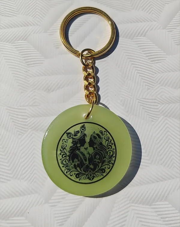 Green_Resin_Keychain_With_Spiritual_Design