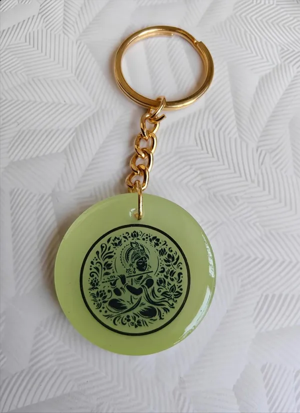 Green_Resin_Keychain_With_Spiritual_Design