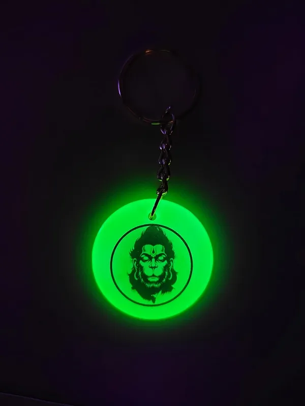 Green_Resin_Keychain_With_Chain