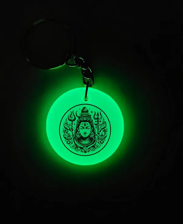 Green_Resin_Keychain_With_Chain
