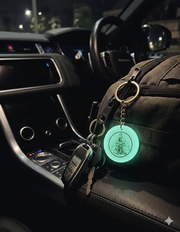 Green_Resin_Keychain_With_Chain
