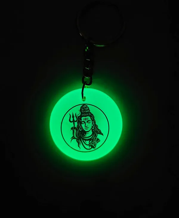 Green_Resin_Keychain_With_Chain
