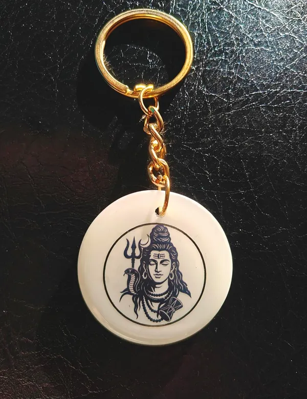 Blue_Resin_Keychain_With_Chain