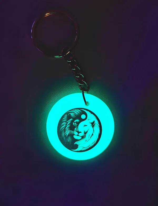 Blue_Resin_Glow_In_The_Dark_Keychain