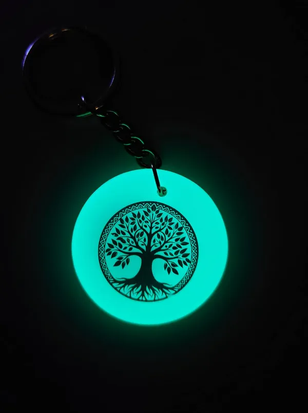Blue_Resin_Glow_In_The_Dark_Keychain