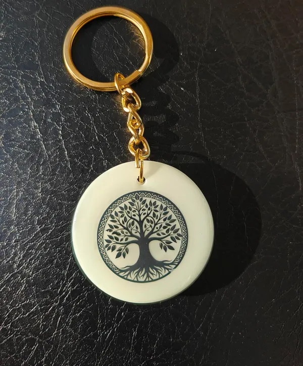 Blue_Resin_Glow_In_The_Dark_Keychain