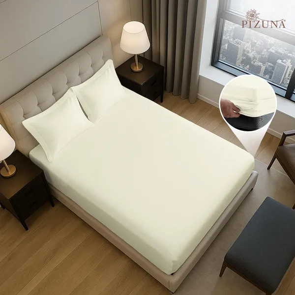 Pizuna_Cotton_Solid_Off_White_Queen_Fitted_Bedsheet_Set_With_2_Pillow_Covers