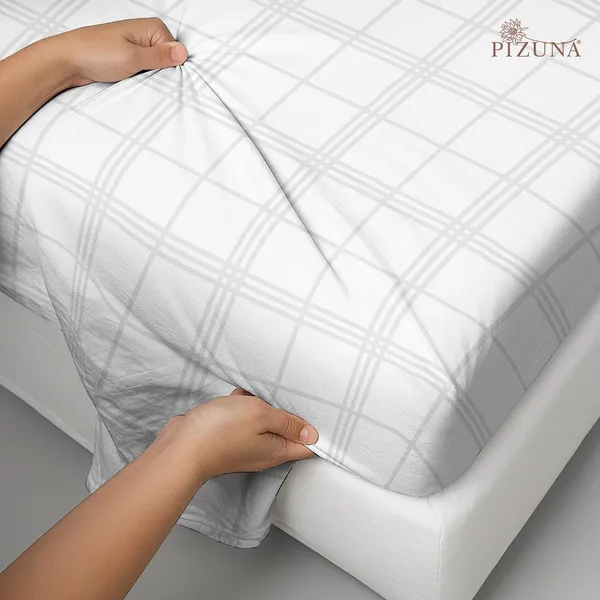 Pizuna_100%_Cotton_Checks_White_Super_King_Flat_Bedsheet