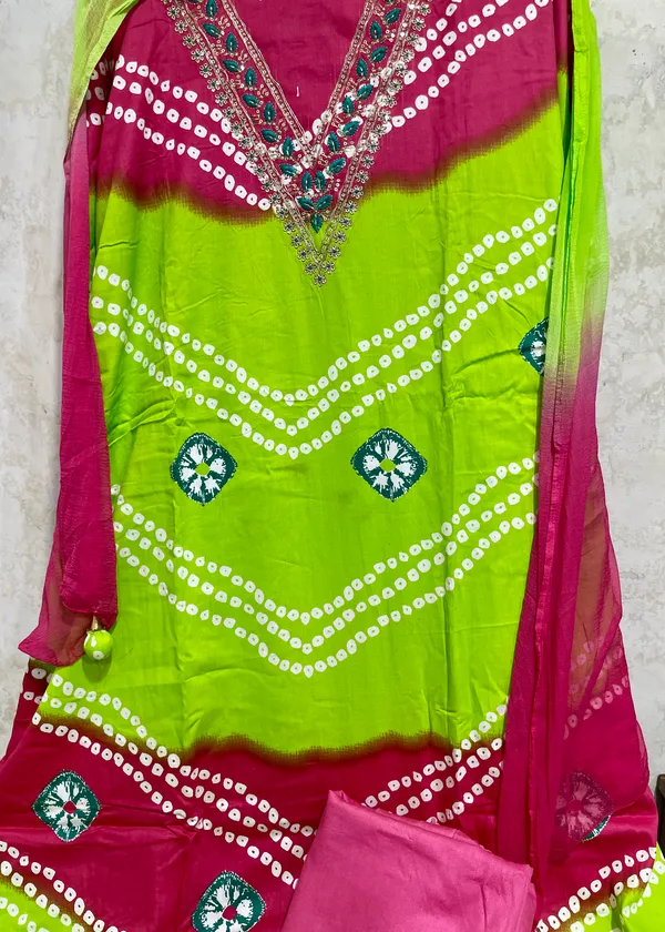 Green_Cotton_Unstiched_Suit_Set_For_Women