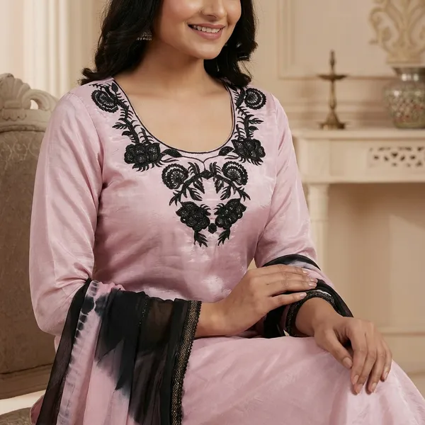 Off_White_Cotton_Unstiched_Suit_Set_For_Women
