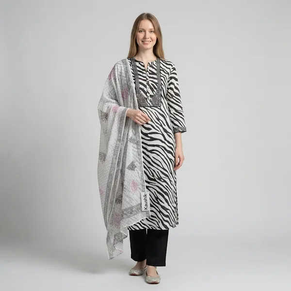 Black_And_White_Cotton_Unstiched_Suit_Set_For_Women