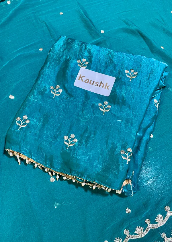 Blue_Cotton_Unstiched_Suit_Set_For_Women