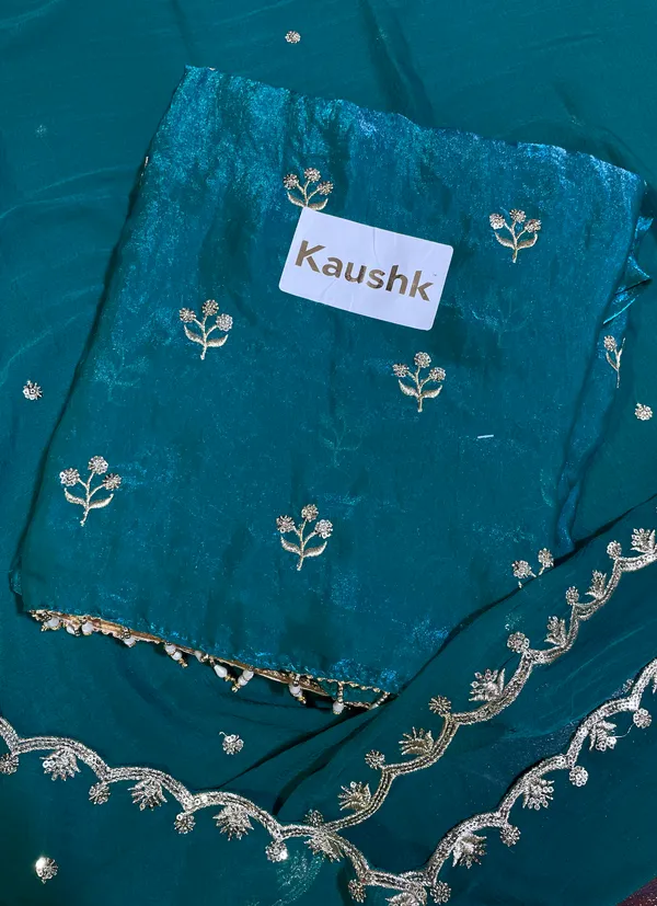 Blue_Cotton_Unstiched_Suit_Set_For_Women