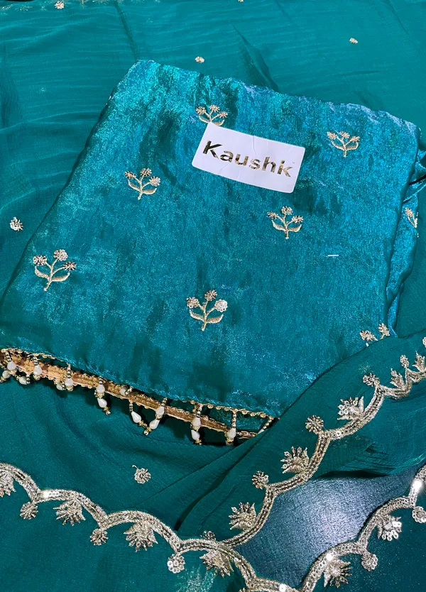 Blue_Cotton_Unstiched_Suit_Set_For_Women