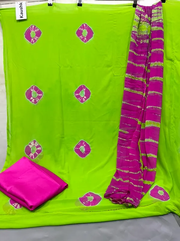 Green_Cotton_Unstiched_Suit_Set_For_Women