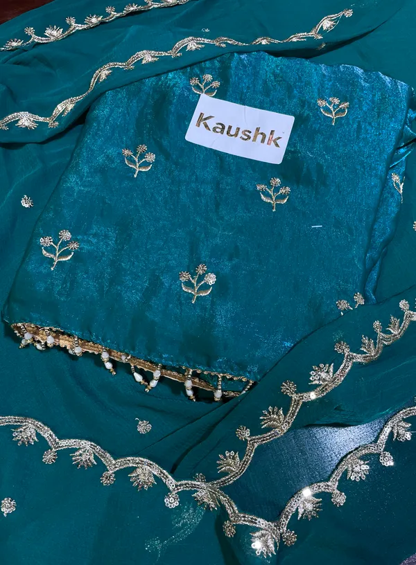 Blue_Cotton_Unstiched_Suit_Set_For_Women