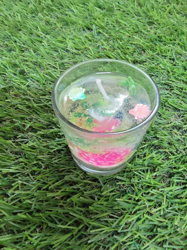 Decorative_Handmade_Gel_Candle_In_Glass_Holder_With_Seashells_And_Colorful_Decor_(Pack_Of_2)